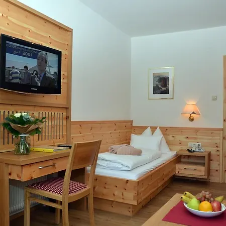 Rauscher - Naturteichparadies 3* バート・ホーフガシュタイン